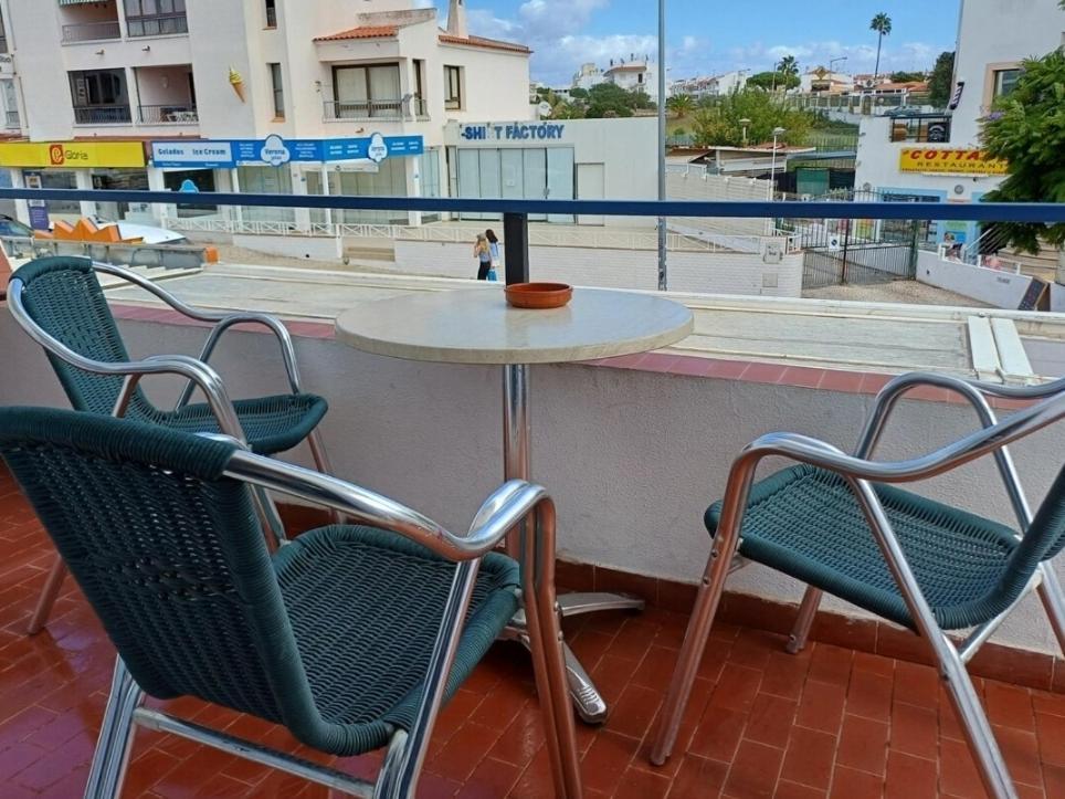 Guest House Casa Ramos On The Strip Albufeira Exterior photo